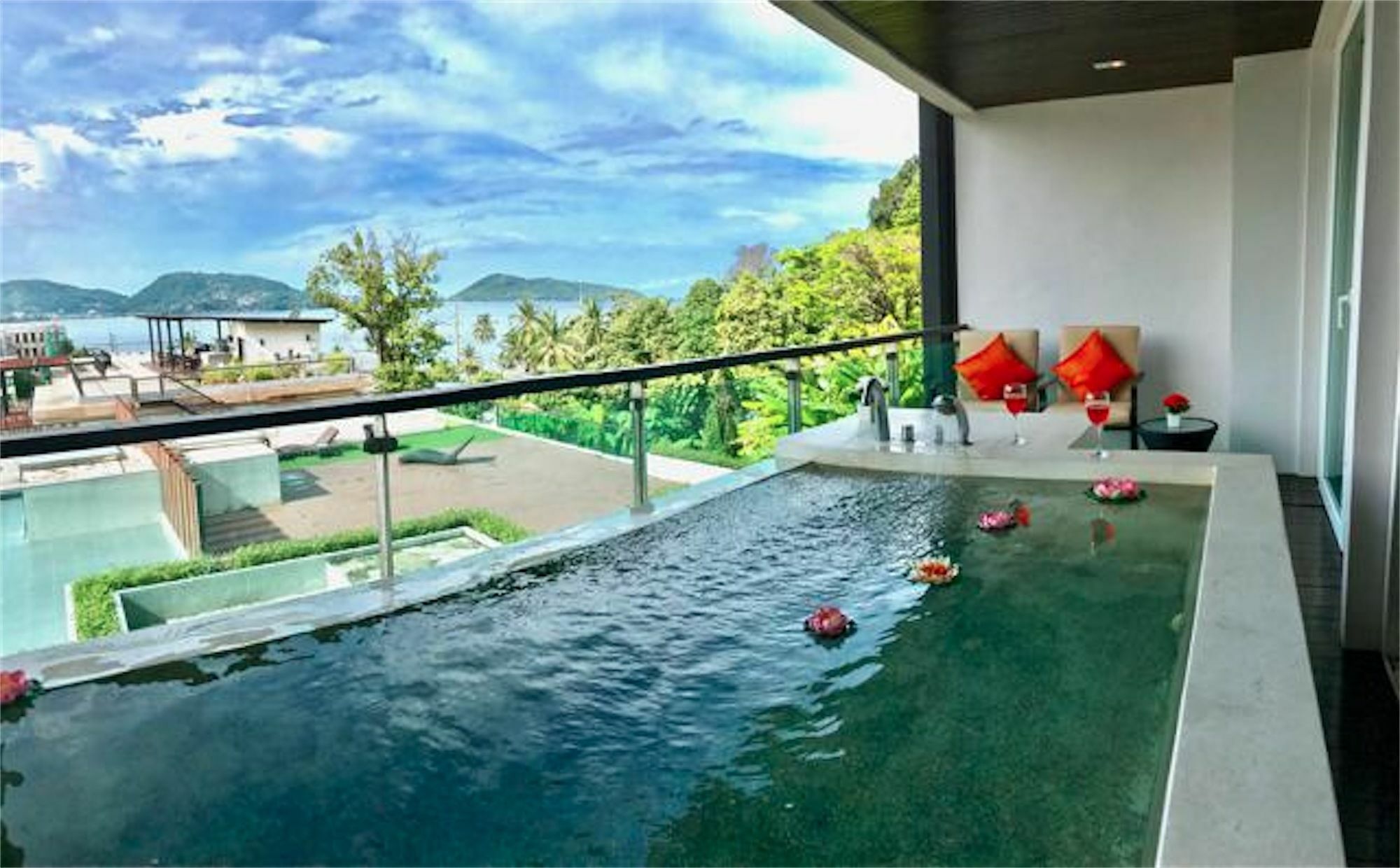The Privilege Residence : 1 Bedroom Apartment In Patong 외부 사진